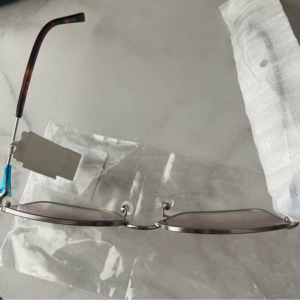 MCM 58mm lightweight rectangular sunglasses NWT - image 9